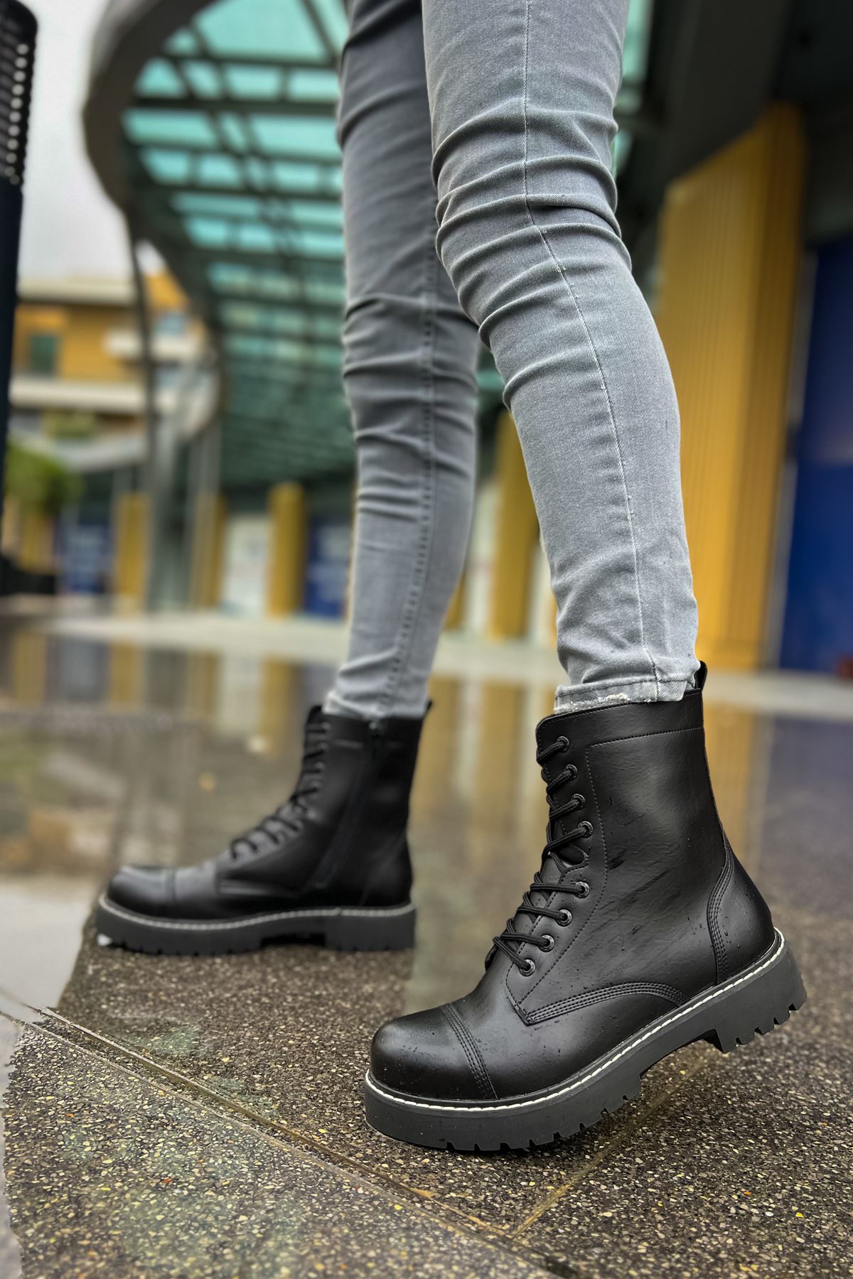 Military – Schwarz