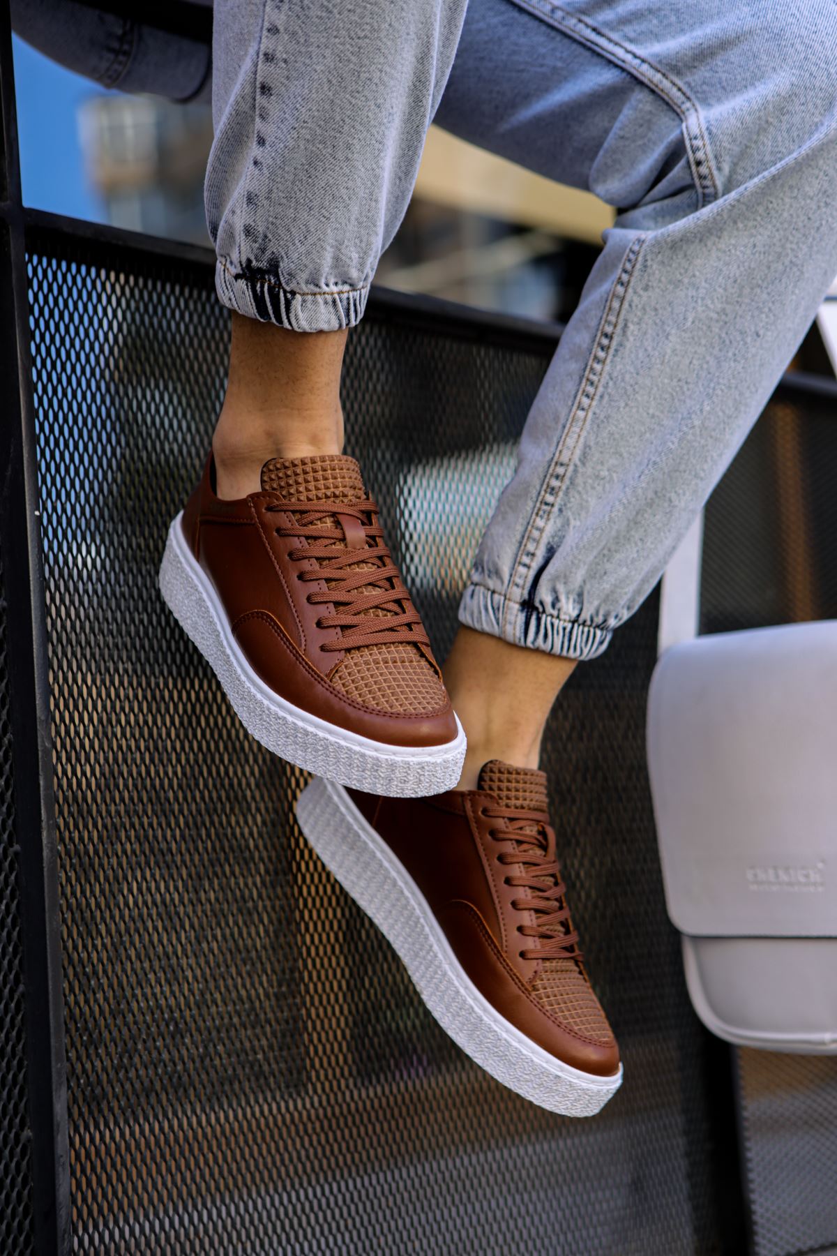 Pyramid – Cognac