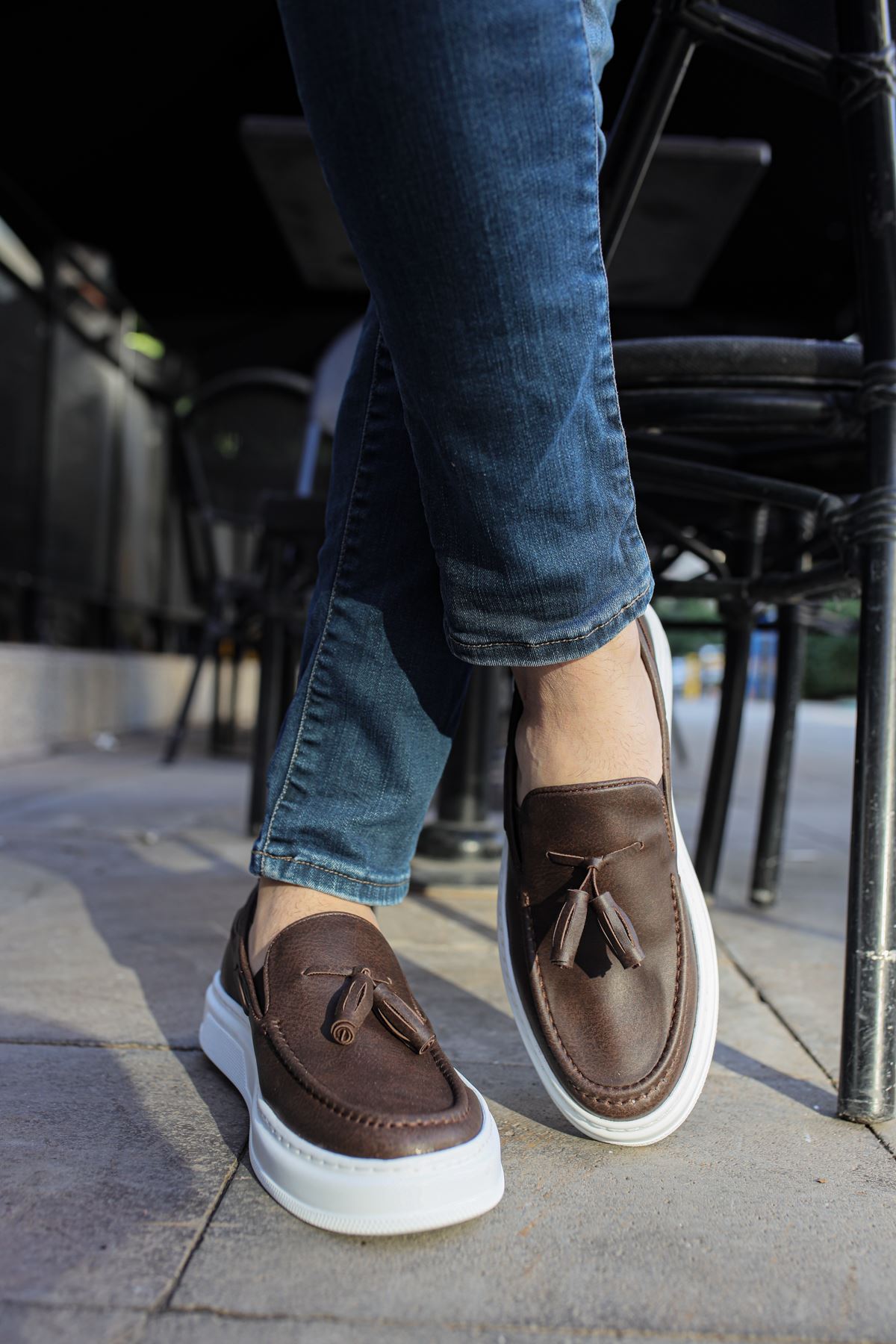 Loafer-X – Braun · weiße Sohle