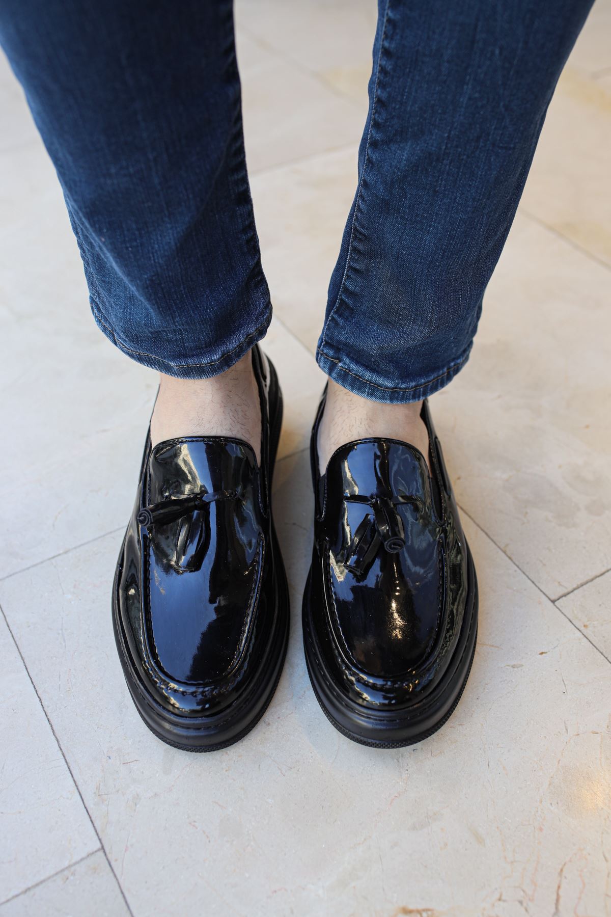 Loafer-X – Schwarz · schwarze Sohle · Lack
