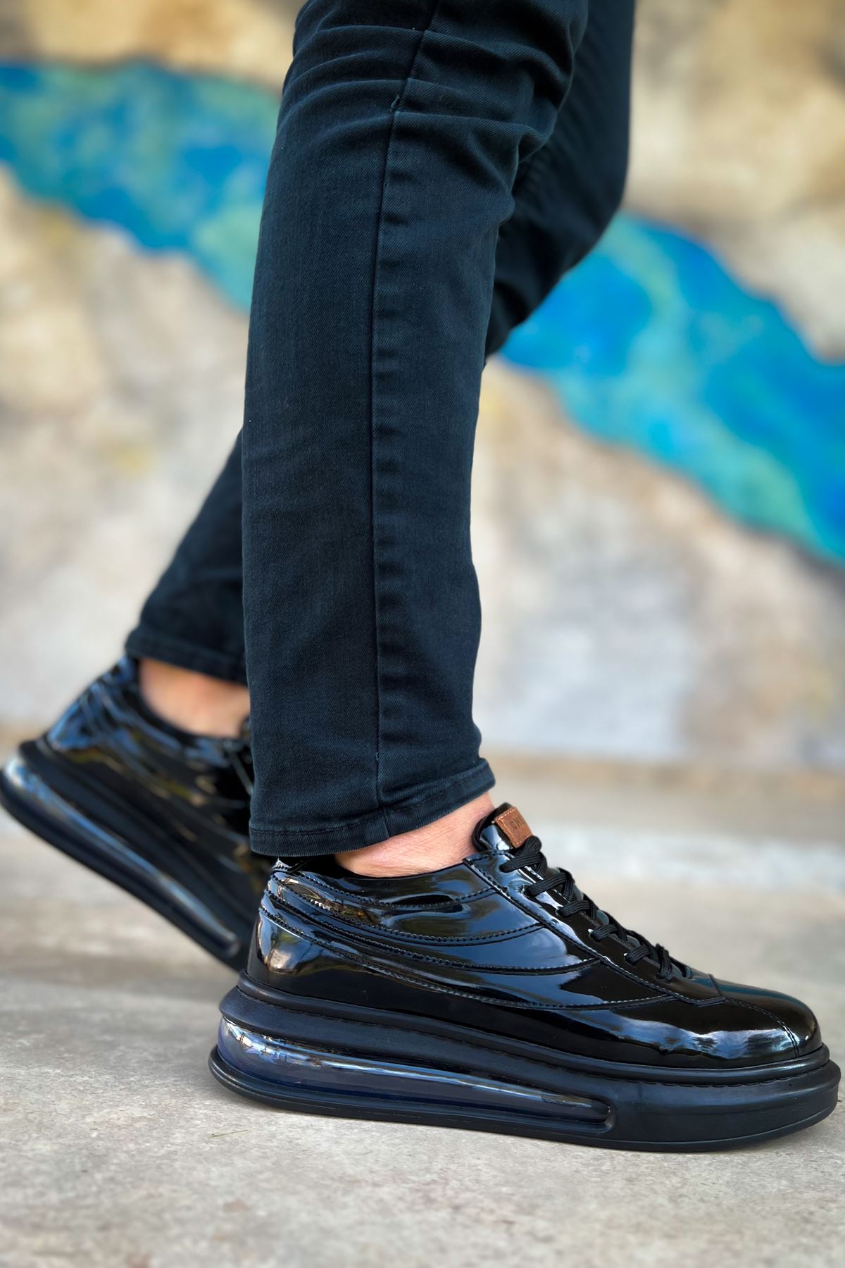 Ariaso – Schwarz · schwarze Sohle · Lack