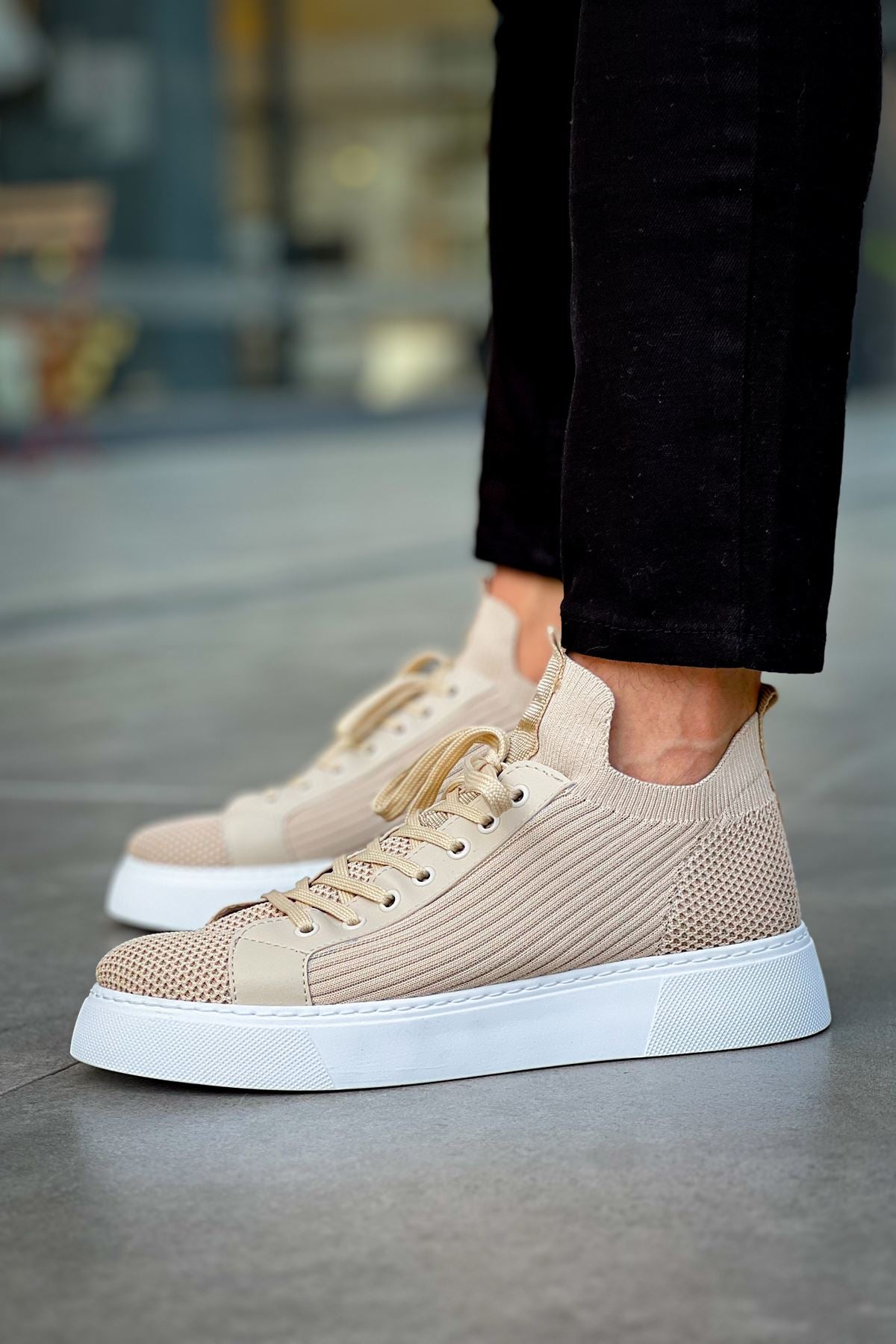 Linea – Beige