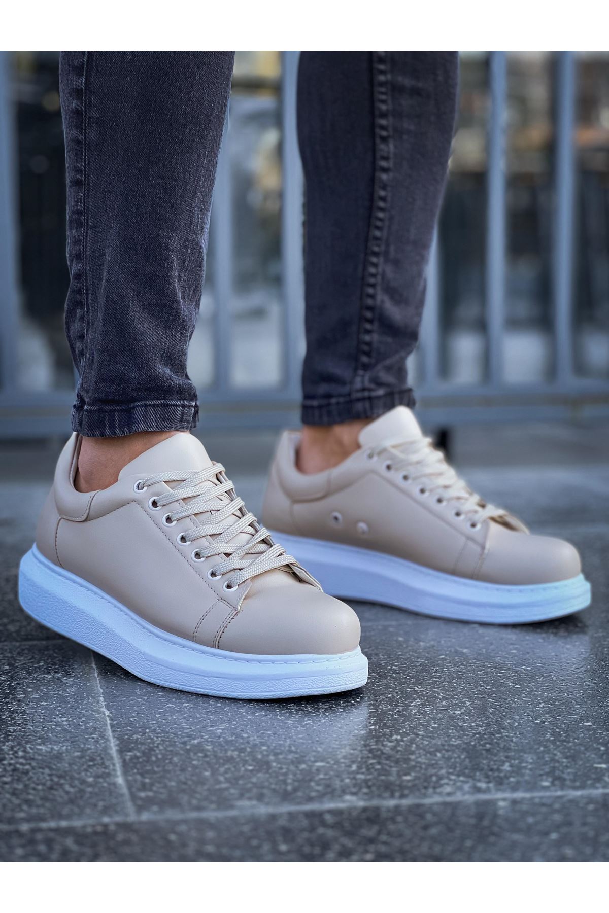 Estrella – Beige · weiße Sohle