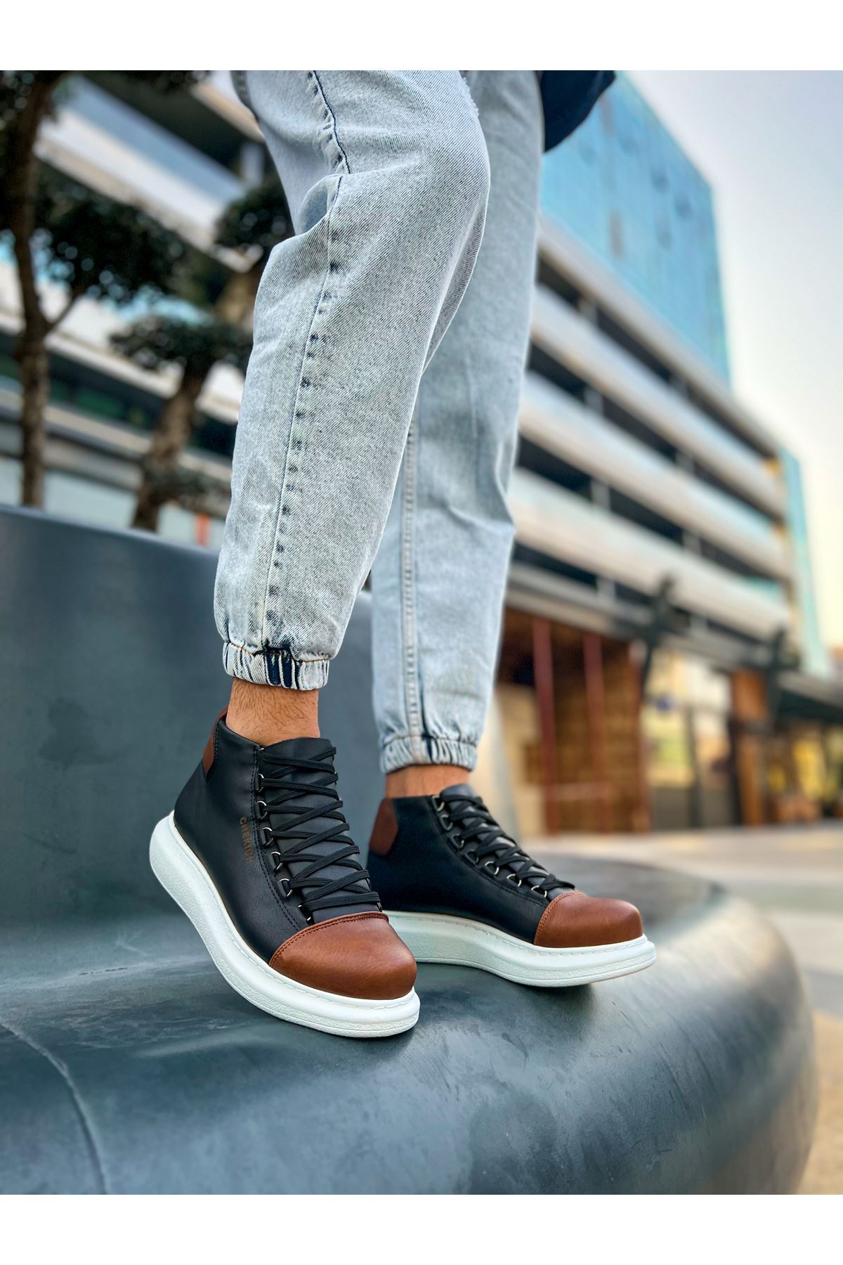 Roma Colourful – Schwarz/Cognac