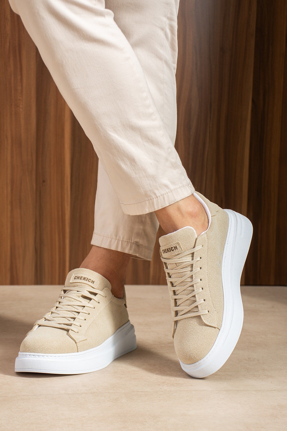 Luxen – Beige