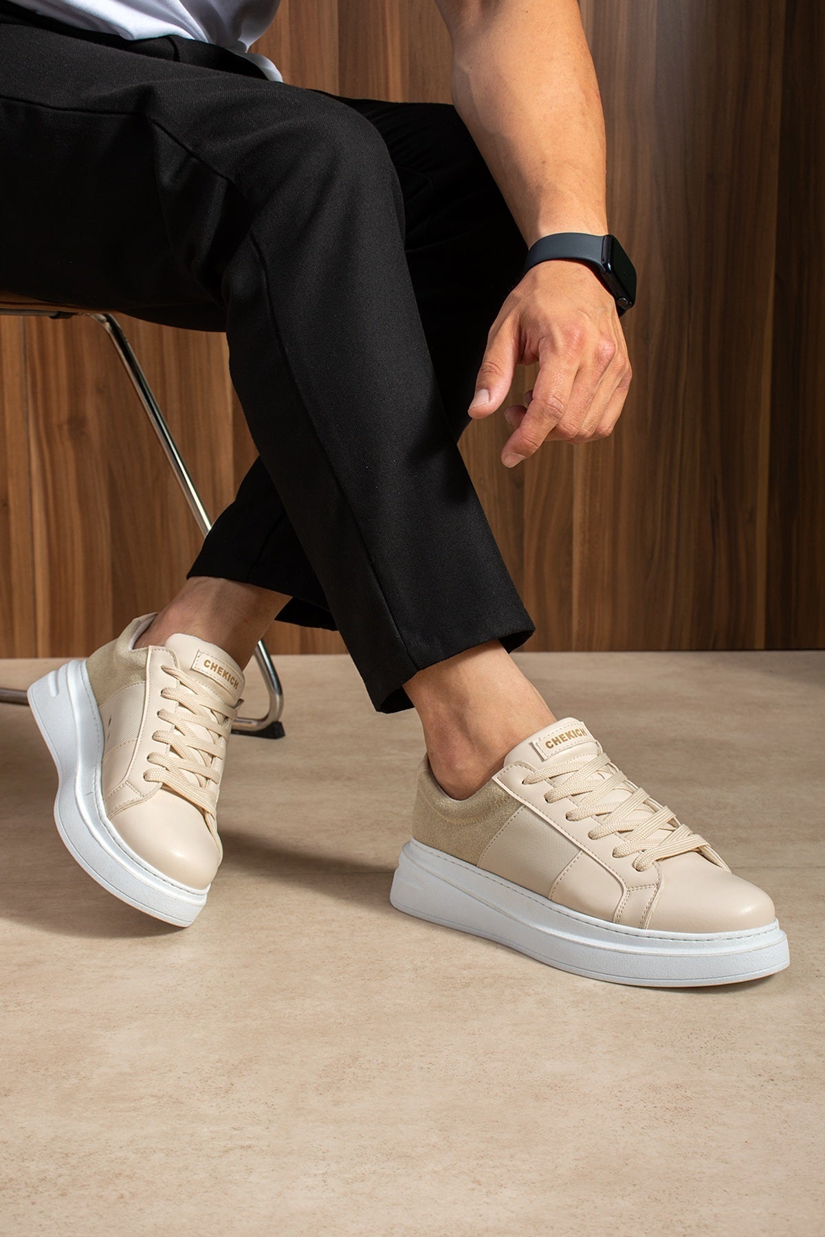 Veloura – Beige