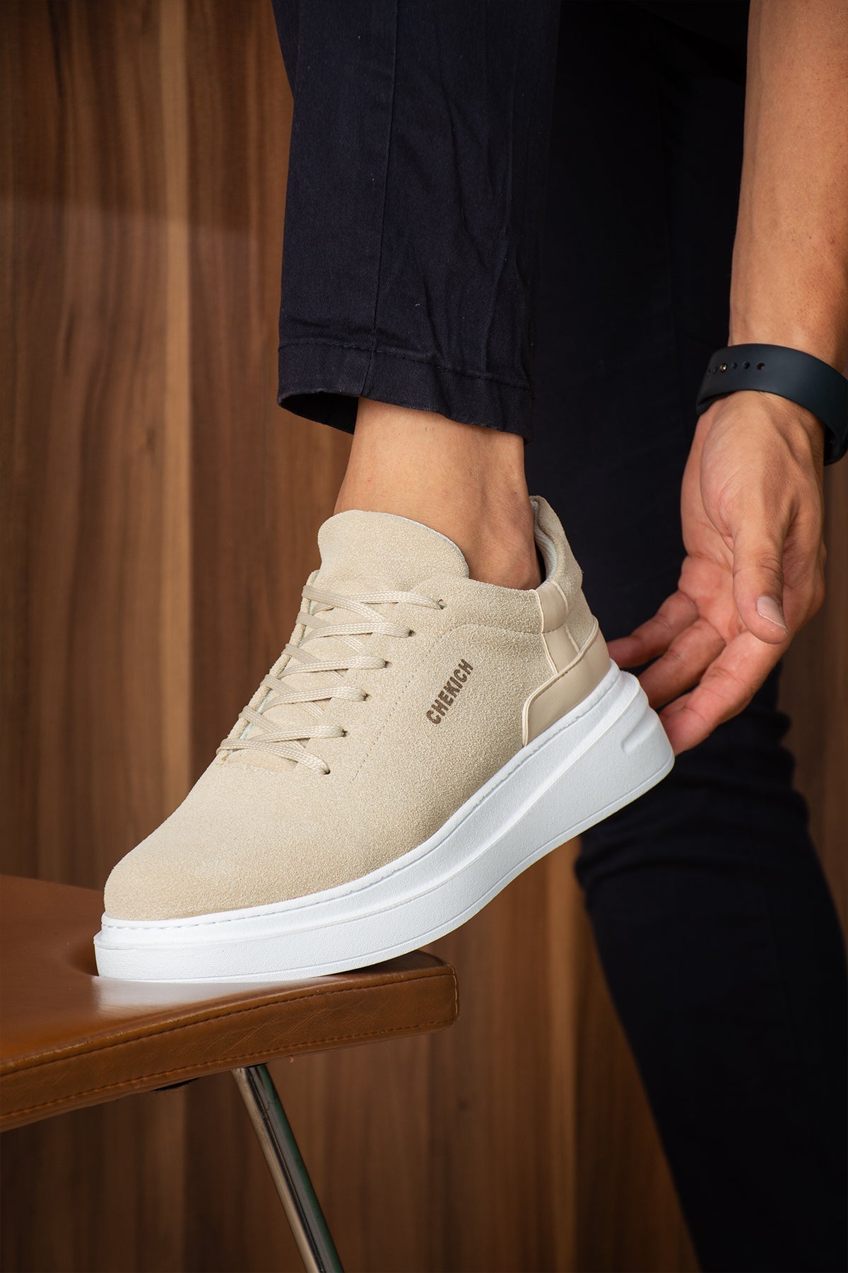 Vanta – Beige