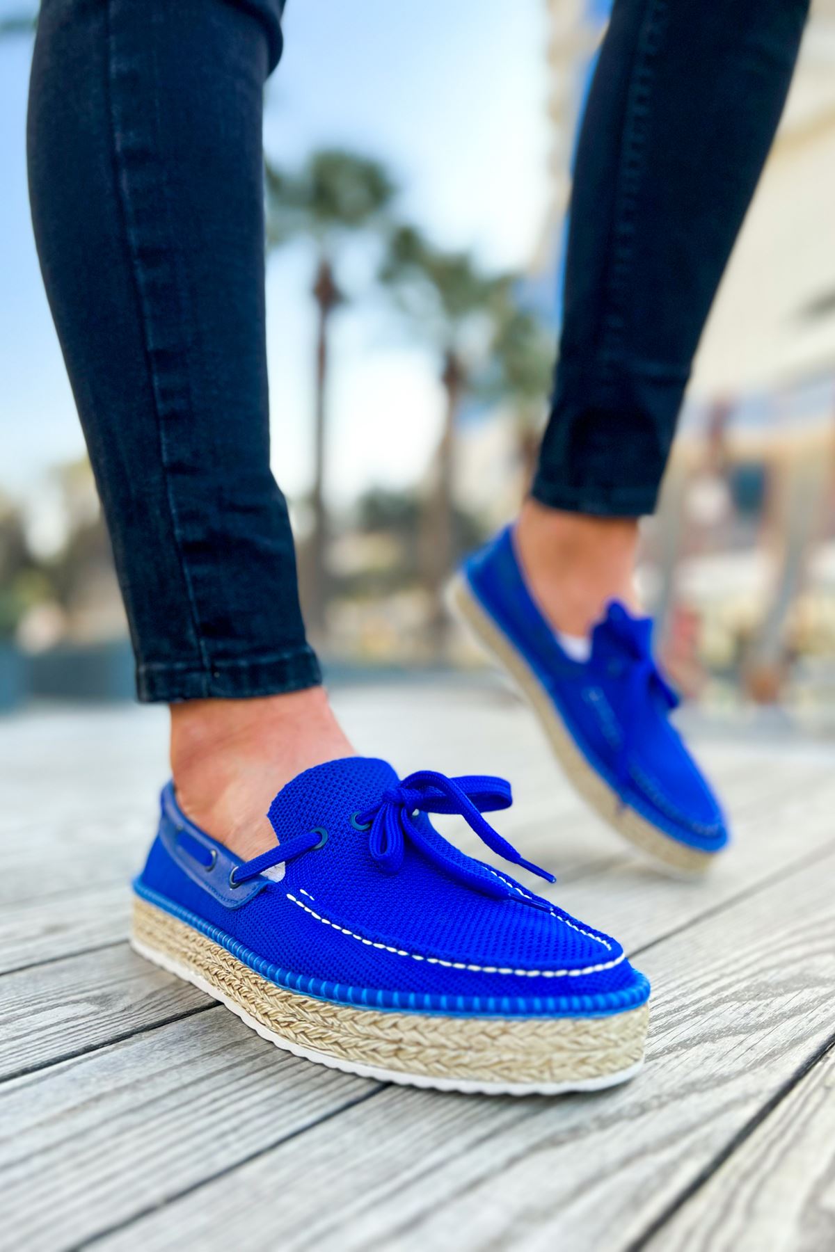 Blau