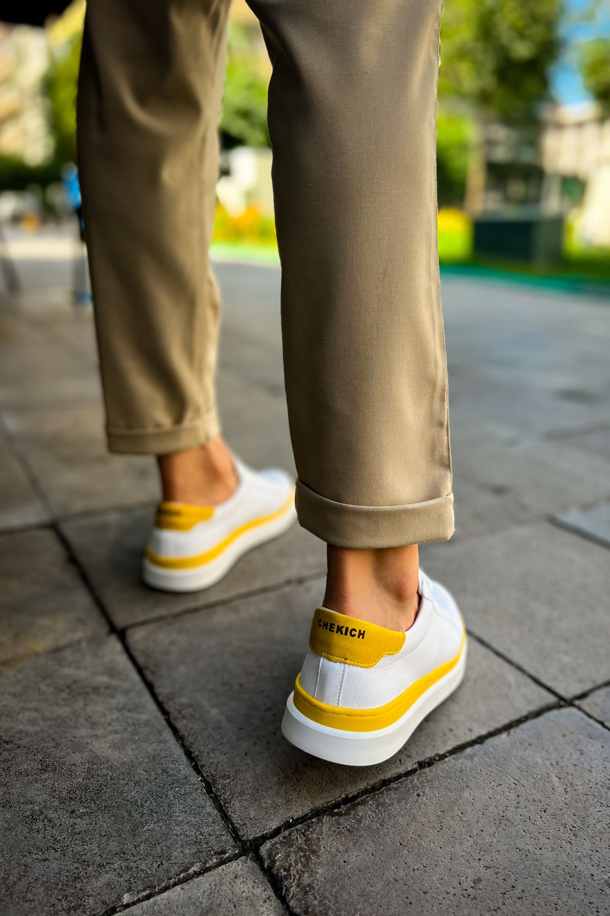 Santoni – Weiß/Gelb